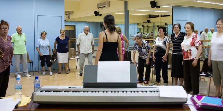 Èxit del taller de memòria a través de la música per a la gent gran de la Seu