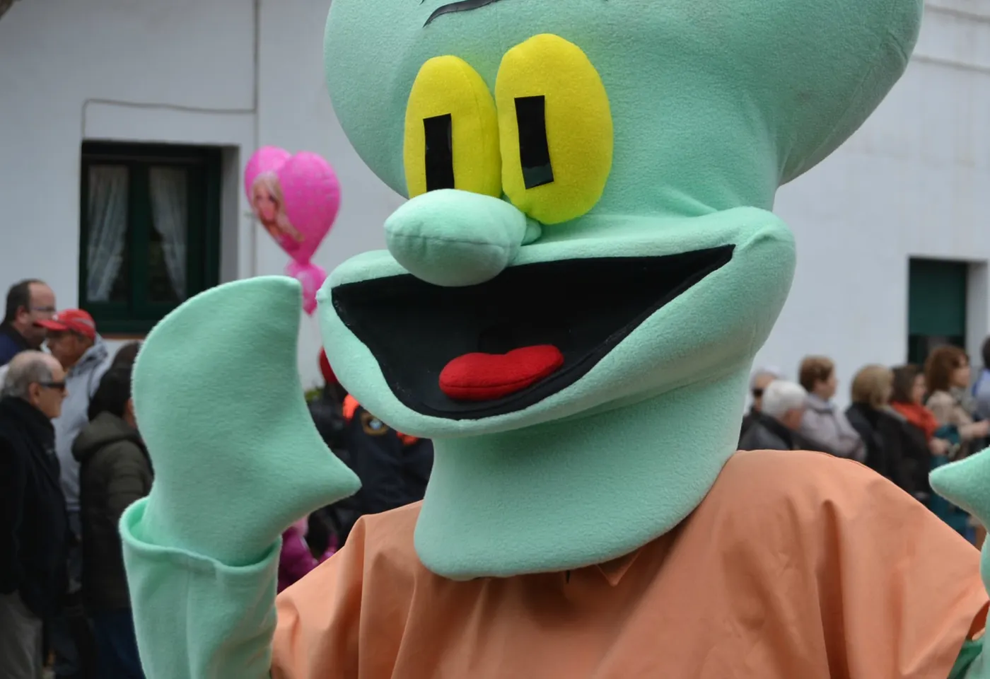 Tot a punt per la Rua Infantil i la xocolatada del Carnaval a Poblenou