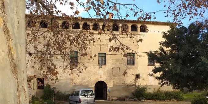Constantí clou les caminades per conèixer els masos del terme amb una visita al Mas de Cavaller
