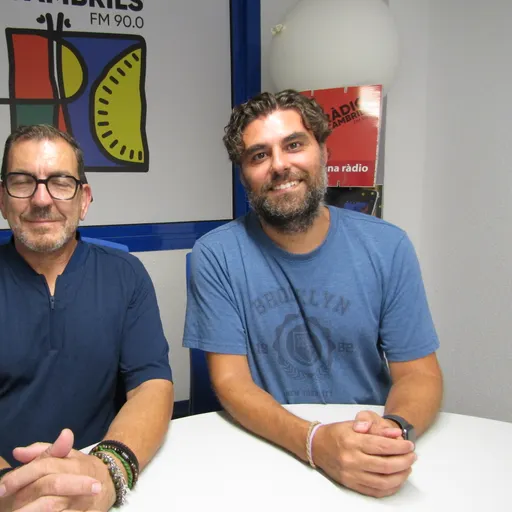 Fora de classe. Capítol 1: 'De la vocació al desgast'. Amb Ricard Gallego i Carles Pujol