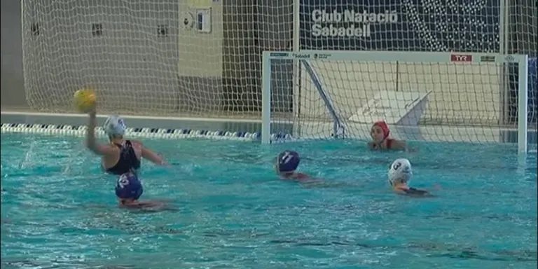 El sènior femení del CN Terrassa fa història cap a Europa
