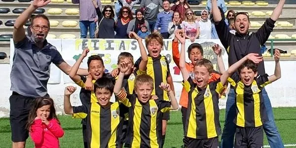El Benjamí A del CE Altafulla, tercer classificat al Grup 24 de Segona Divisió
