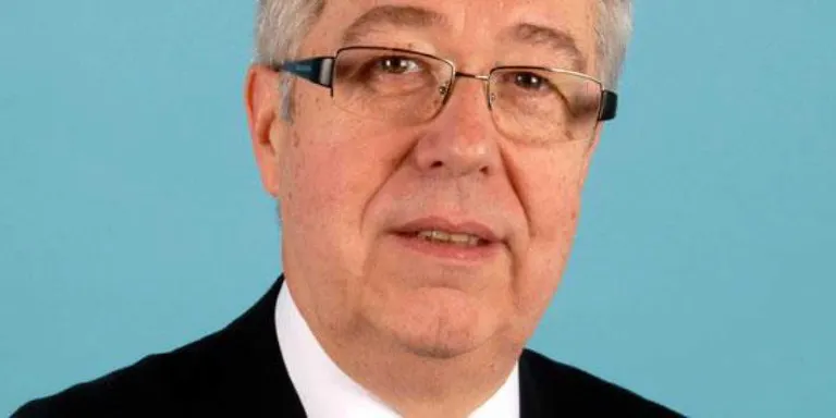 El Ple per nomenar el doctor Laïlla com a fill adoptiu d'Agramunt, aquest dissabte