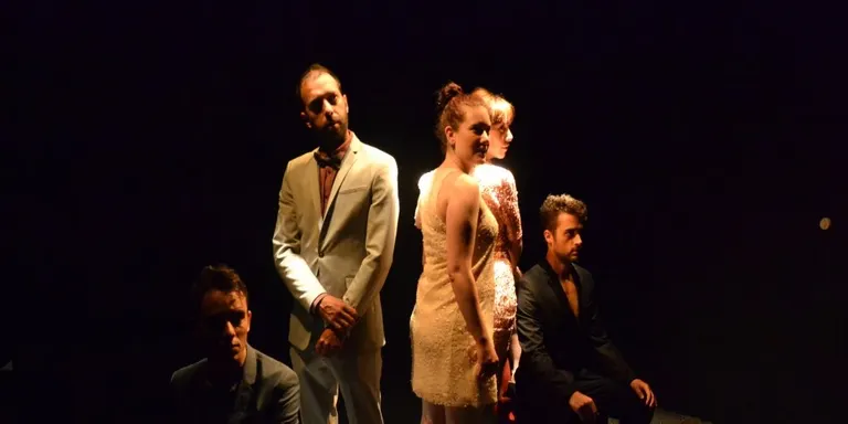 "YX (o la fidelitat dels cignes negres)”, teatre al ‘notRubí’ només per 6 euros