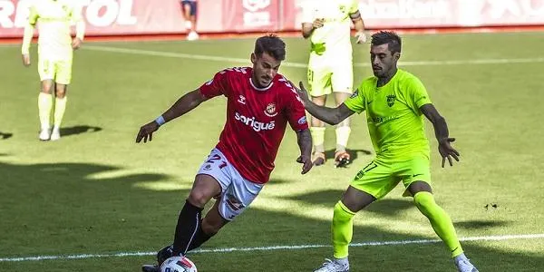 El Nàstic cerca la confirmació davant l’Hospitalet aquest diumenge al Nou Estadi