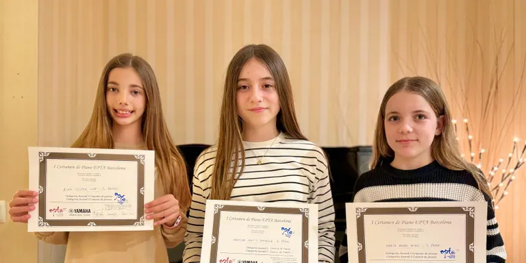 Les pianistes cambrilenques Aina Cester, Maria Arcas i Martina Sentís obtenen el 1r Premi en el Certamen EPTA a Barcelona