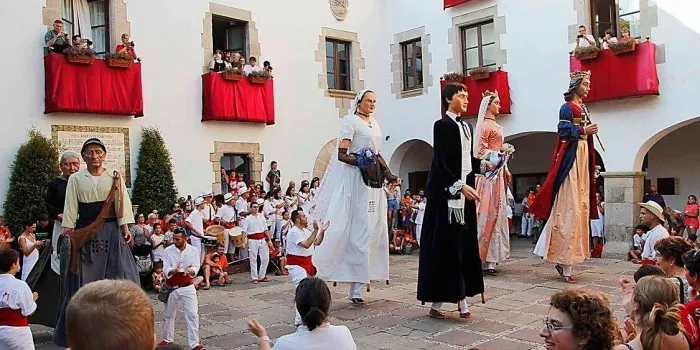 L’Associació Gegantera d’Arenys de Mar farà l’assemblea ordinària per fer balanç de l’any aquest dissabte