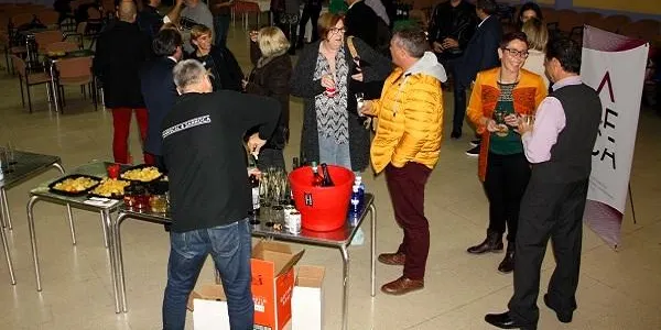 La I Trobada Empresarial d’Altafulla reuneix una vintena de comerciants del municipi