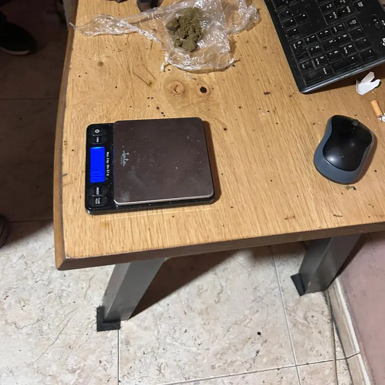 Un detingut per vendre droga en un pis de Blanes