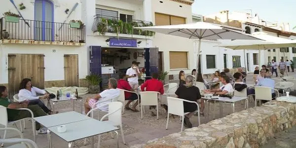 La FEHT lamenta que les noves restriccions empitjoren la "delicada" situació dels sectors turístics i de restauració