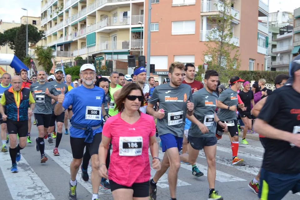 Èxit de la 8ena Mitja Marató Costa de Barcelona-Maresme amb un miler d'atletes