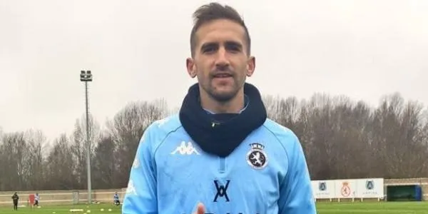 El futbolista Alberto Benito fitxa per la Cultural Leonesa de la Primera RFEF