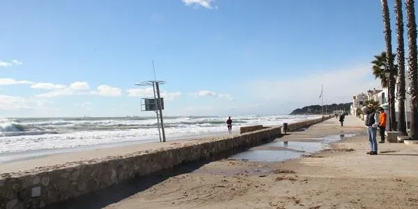 Altafulla en alerta pel fort vent que bufa aquest dimarts