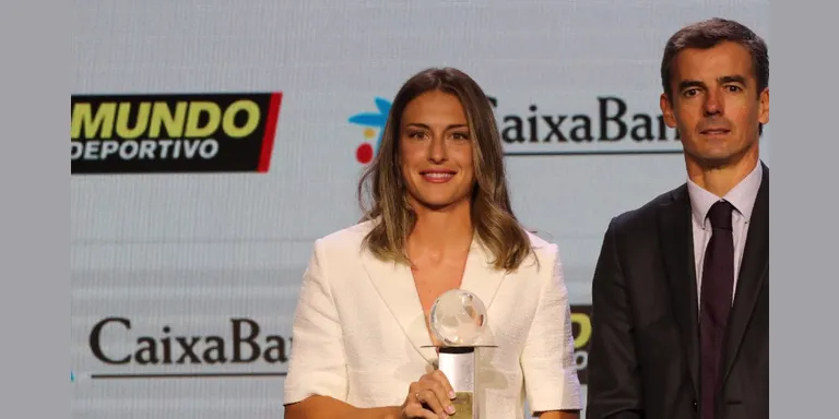 Jenni Hermoso i Alexia Putellas premiades a la Gala de Futbol Femení