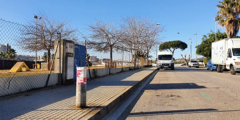 EM-JuntsXCat demana la restitució dels fanals malmesos i més il.luminació a la Rambla Catalunya