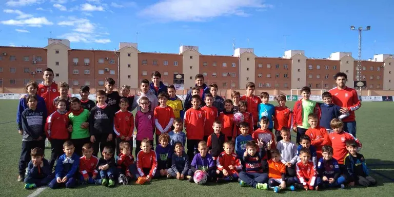 Inscripcions obertes pel campus de futbol de l'Escola de Futbol Gerard Gatell