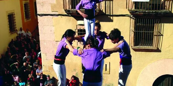 Els Castellers d’Altafulla porten a plaça tres castells de 7 i carreguen després de quatre anys el 4d7 amb agulla