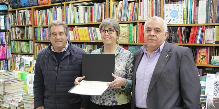 La ràdio i el món virtual seran les vies per celebrar el Sant Jordi 2020