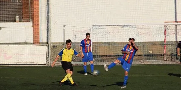 Els petits detalls tornen a condemnar al Catllar en el duel directe contra el Can Vidalet (2-1)