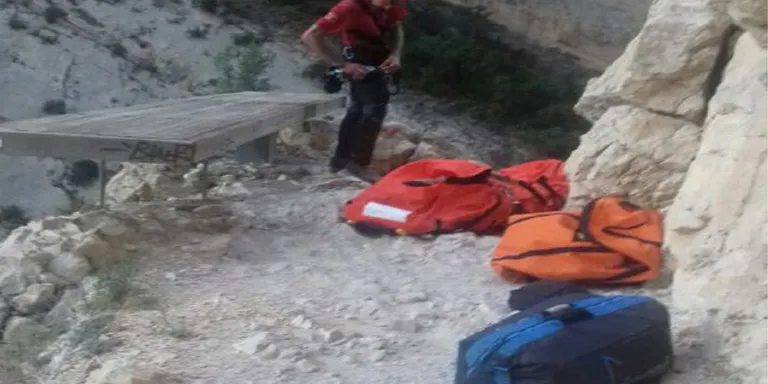 Els Bombers rescaten un excursionista accidentat al congost de Mont-rebei