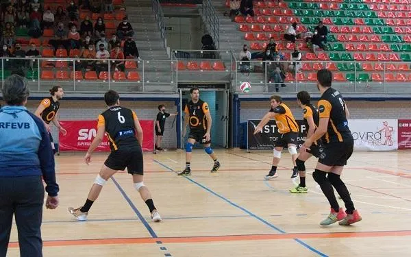 Derrota inesperada del CEVOL Torredembarra a la pista del Vòlei Muro (3-0)