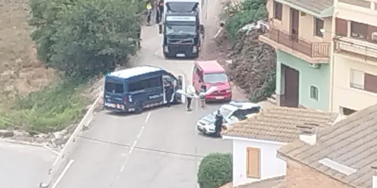 Es preveu que entre aquesta tarda i demà al matí s'acabi la rave a Ivars de Noguera
