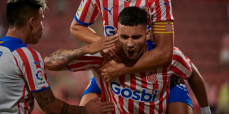 Dos gols de Stuani i Bustos permeten al Girona inciar amb bon peu la temporada (2-0)