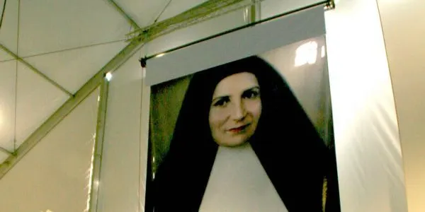 La mare Anna Maria Janer ja és beata