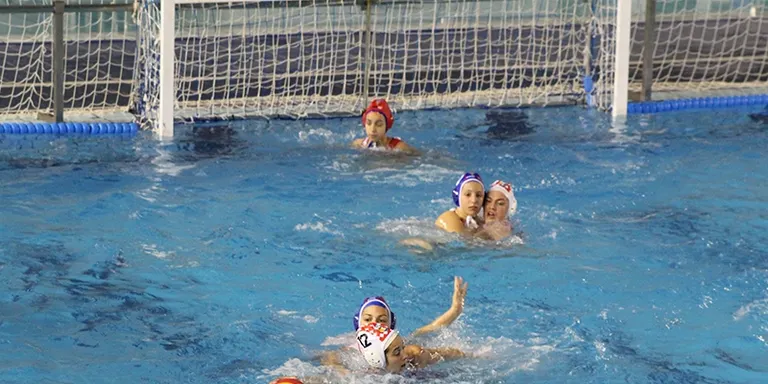 Un final i una final en waterpolo