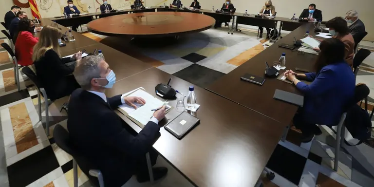 El Govern publicarà dijous una resolució per eliminar la mascareta a Primària i Secundària el 19 d'abril