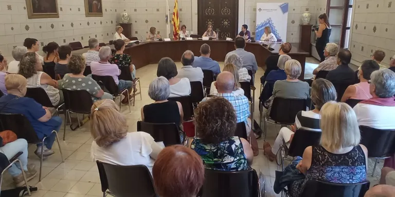 La Plataforma pro Residència de la Seu i Comarca impulsa una recollida de signatures per "accelerar" els tràmits del futur centre residencial