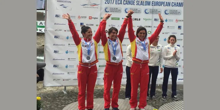 Maialen Chourraut, Marta Martínez i Irati Goikoetxea, plata en patrulles a l'Europeu d'Eslàlom