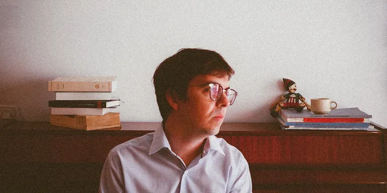 El cantautor solsoní Eduard Gener publica avui el seu 4t àlbum: "Enyoro el teu amor tan dolç"