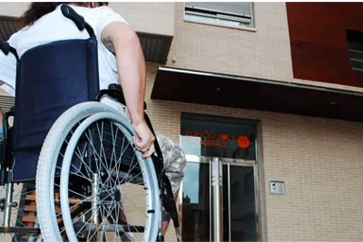Oberta la sol·licitud de subvencions per fer més accessibles els habitatges de persones grans, depenents o amb discapacitat