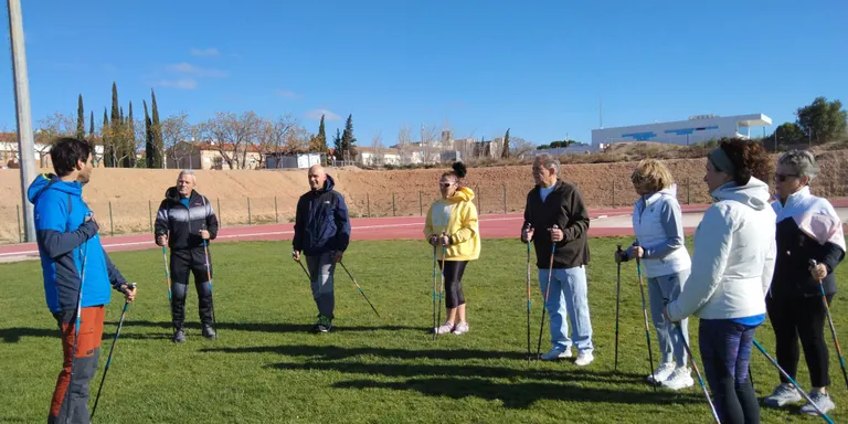 Segueixen les sessions de marxa nòrdica del Patronat Municipal d’Esports
