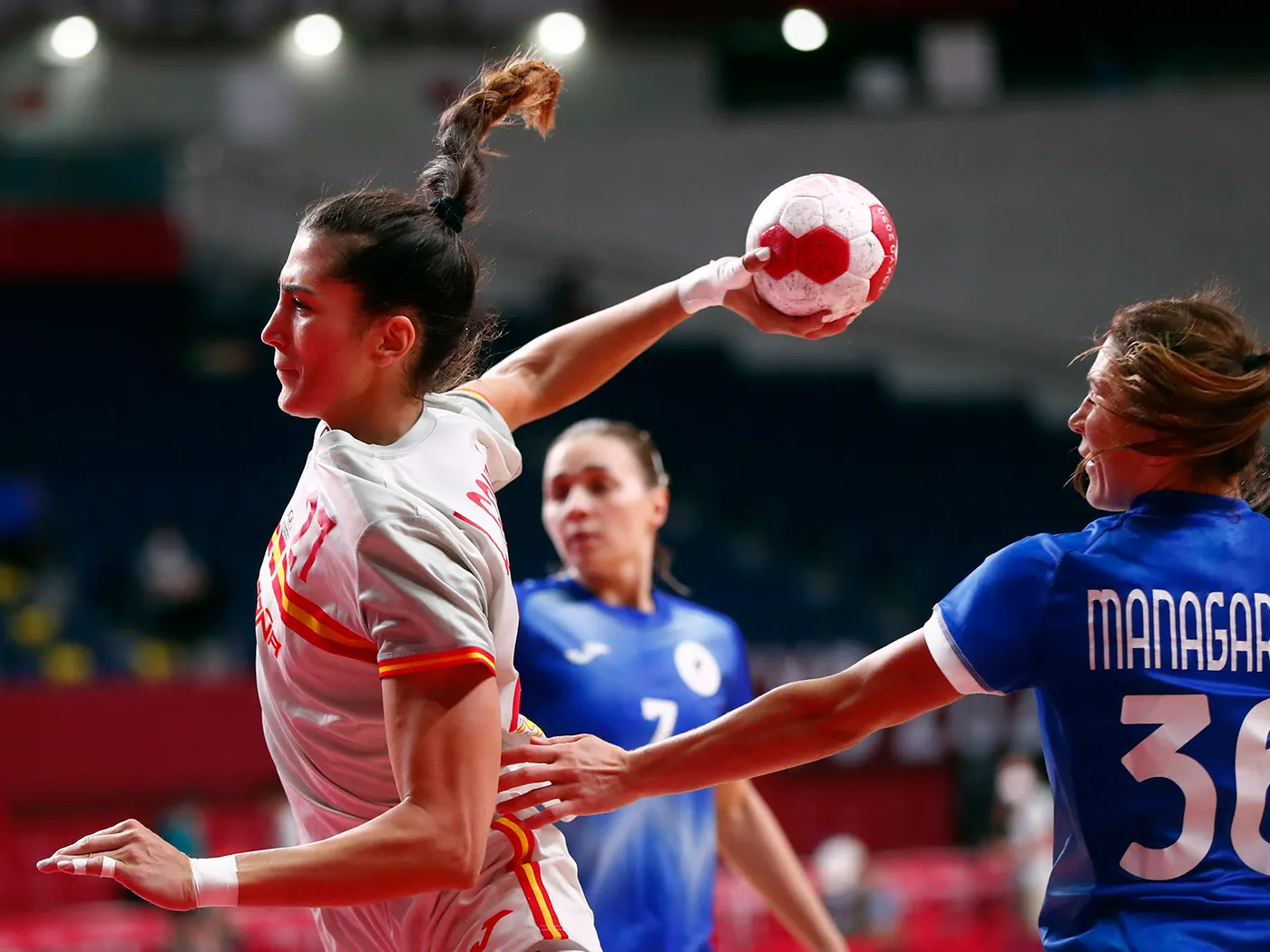 Les "guerreres" tampoc poden amb Rússia (31-34) i han de dir adéu a Toquio