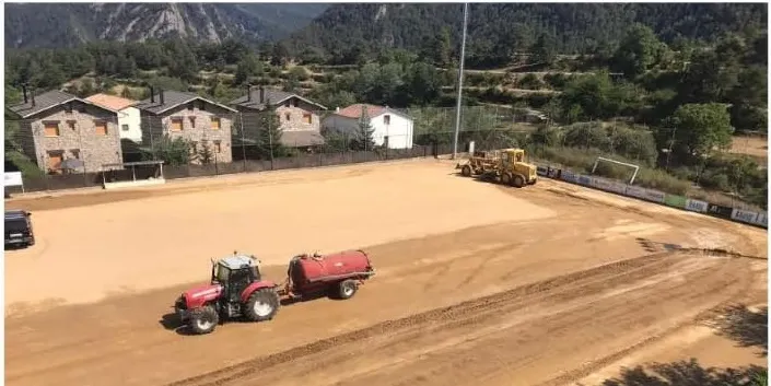 Sant Llorenç tindrà gespa artificial al camp de futbol després de l'estiu