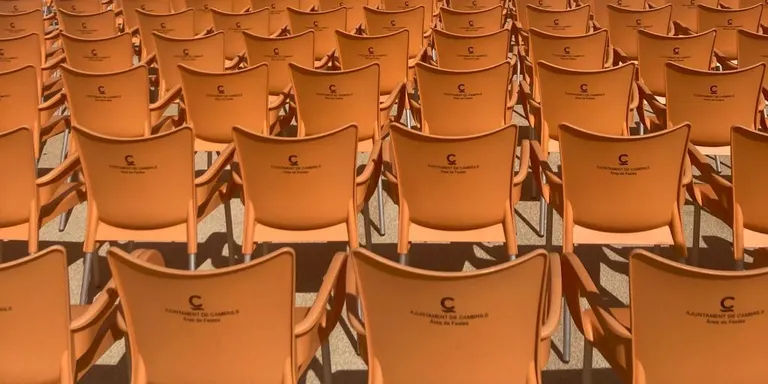 Cambrils retira progressivament privilegis als regidors per assistir a actes o espectacles