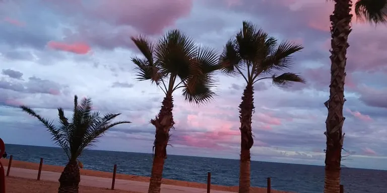 Núvols, plugims i clarianes