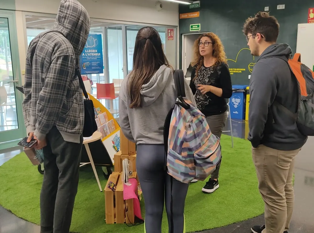 El Punt BiblioJove es converteix en un servei permanent de l’Ateneu Juvenil