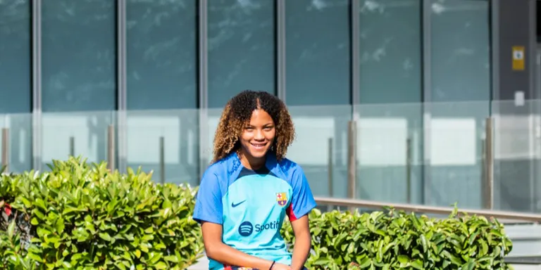 Vicky López firma amb el Barça fins al 2027