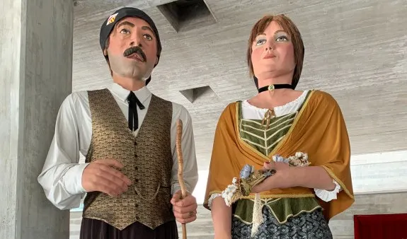 Tretze anys després, en Vicenç i la Marinette tornen a sortir de Mollet