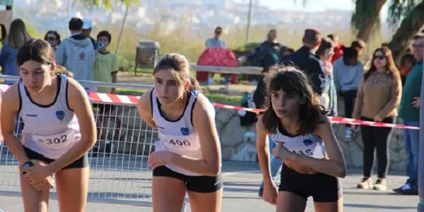 Els atletes locals debuten amb bon peu en la Lliga Comarcal de Cros del Tarragonès al Cros El Roquissar d’Altafulla