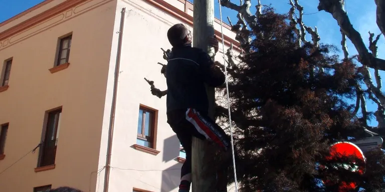 Polèmica a la Seu per l'anul.lació de la tradicional 'pujada al pal' de Sant Antoni