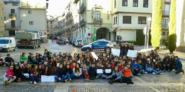Concentració d'estudiants de la Seu contra l'augment de les taxes universitàries