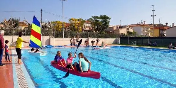 L’Ajuntament de Torredembarra comença a treballar per dotar la piscina d'una coberta