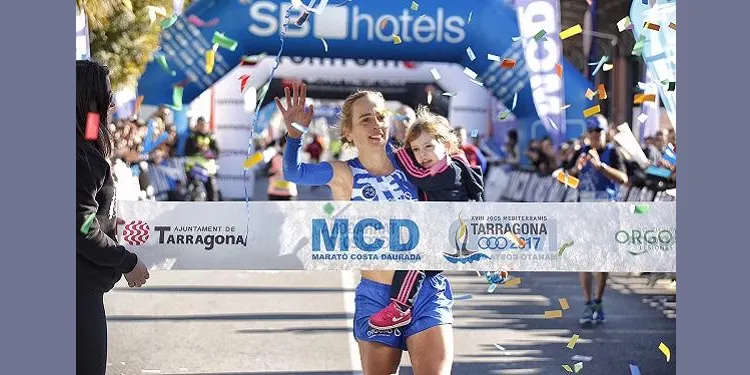 Mireia Sosa torna a coronar-se en una Marató Costa Daurada Tarragona 2017 de rècord