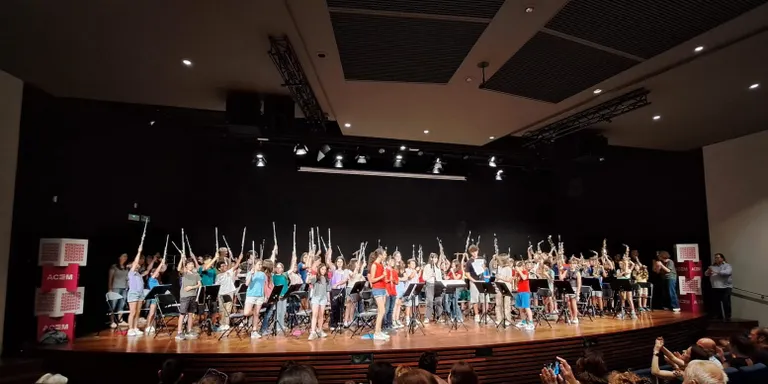 L'Escola Municipal de Música Robert Gerhard participa en la primera trobada de grups de vent de la demarcació