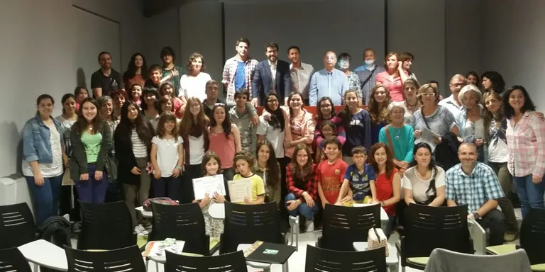 Reconeixement als més de 70 voluntaris del projecte d'acompanyament educatiu