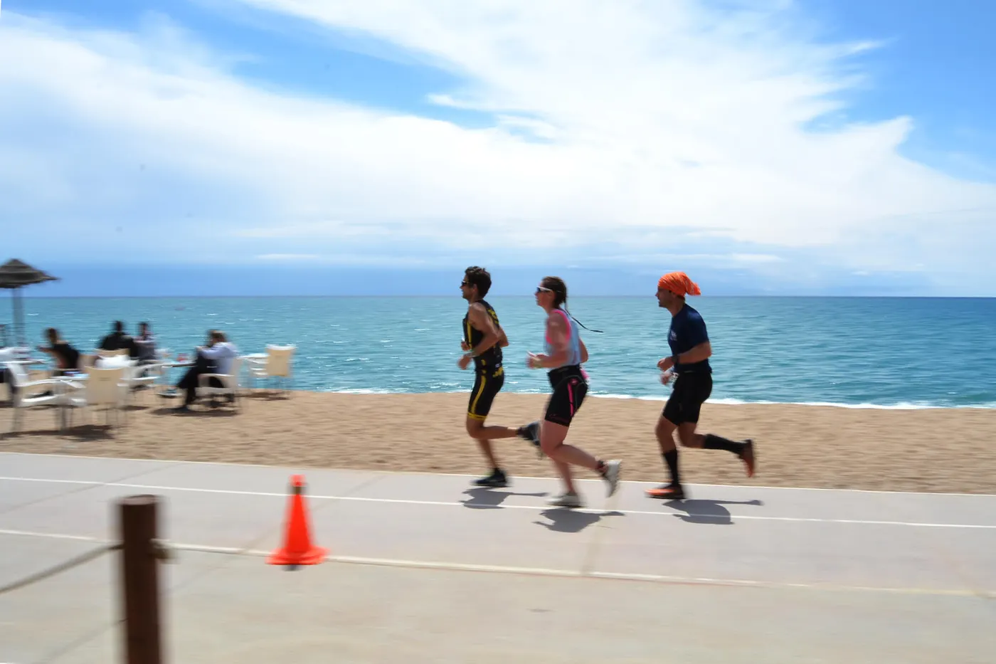 L'Ironman Barcelona 70.3 omple la platja d'esportistes d'èlit